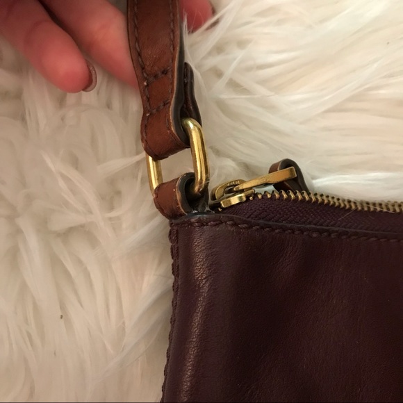 Fossil Burgundy Leather Purse with Brown Strap - Picture 5 of 9
